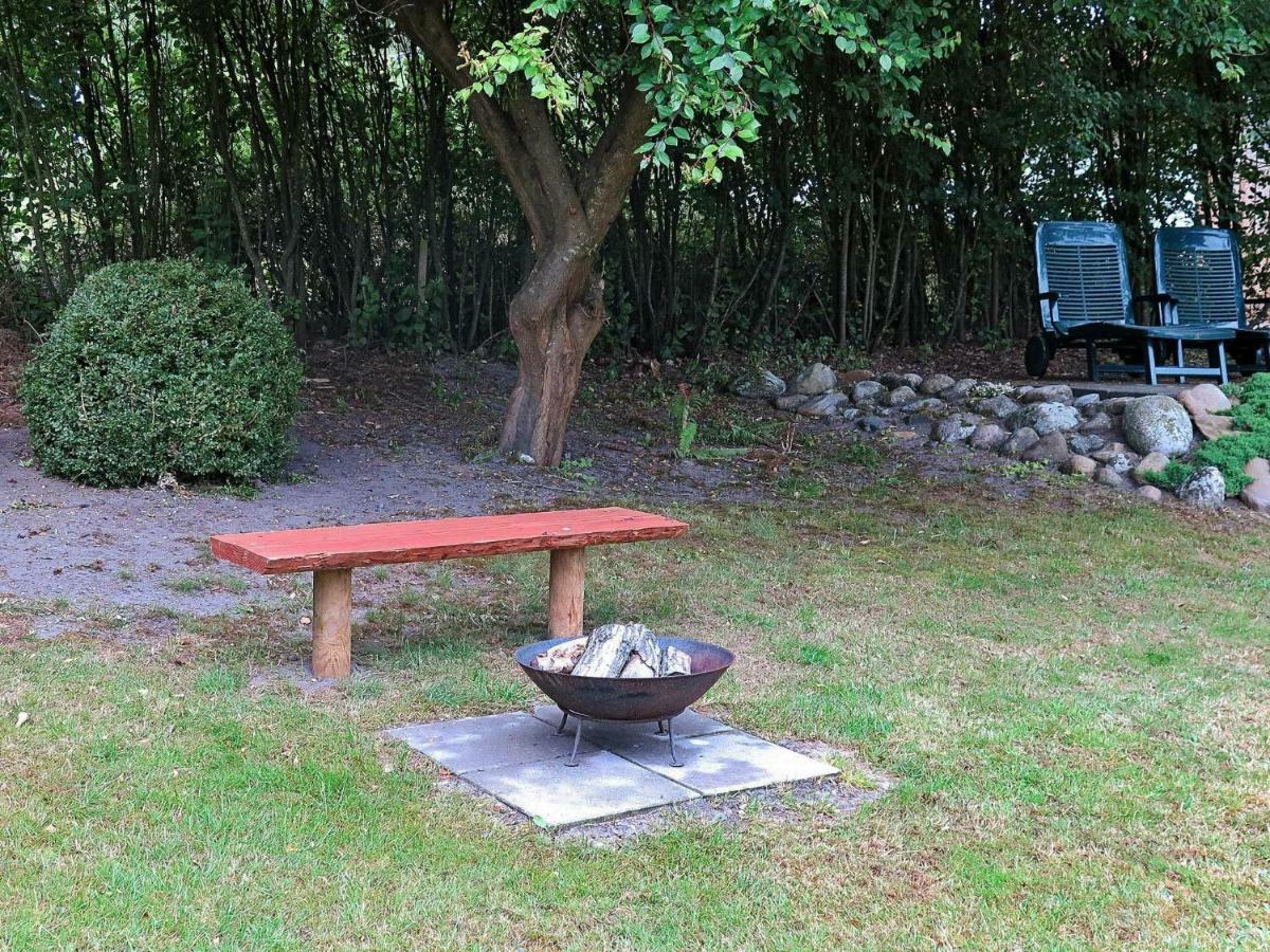 Holiday home Three-bedroom In Struer 5 Remmer Strand
